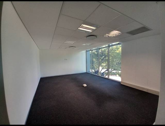 505M² OFFICE TO LET IN BRYANSTON